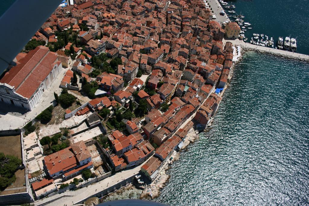 Apartments I Volti Rovinj Ngoại thất bức ảnh