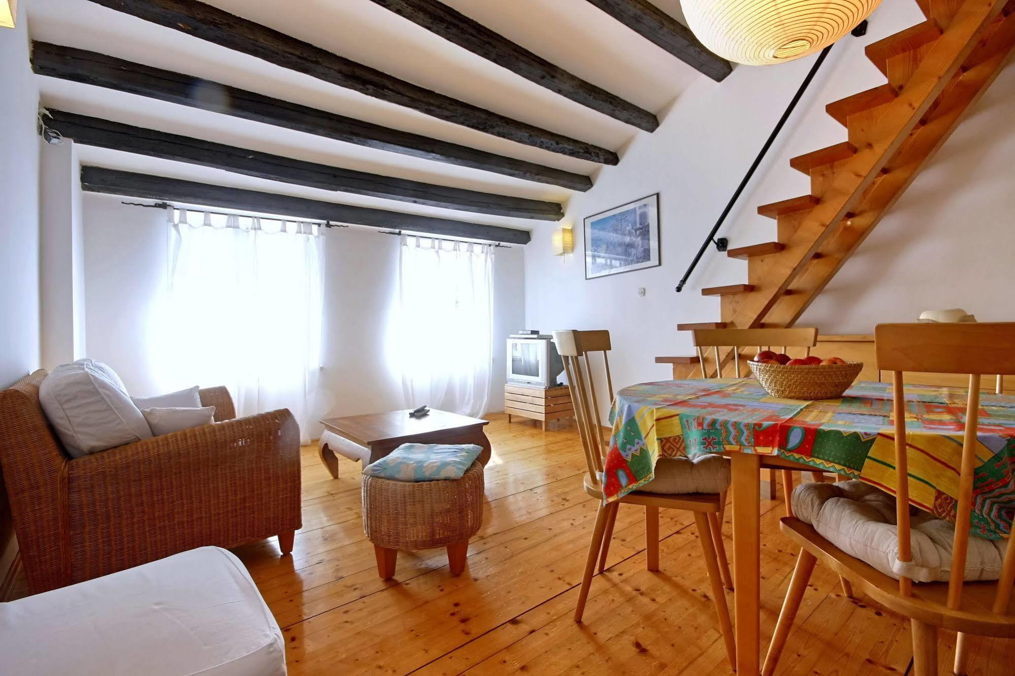 Apartments I Volti Rovinj Ngoại thất bức ảnh